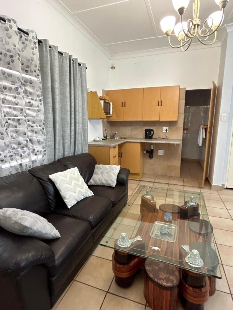 Blue Lantern Bed And Breakfast Κέμπτον Παρκ Εξωτερικό φωτογραφία