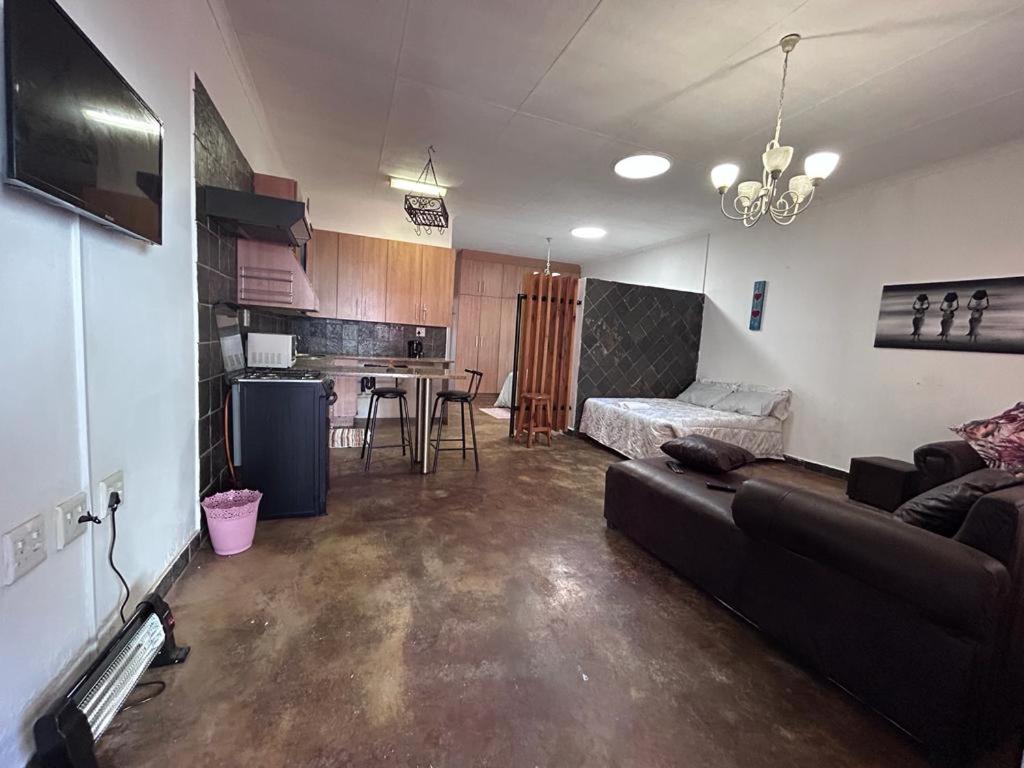 Blue Lantern Bed And Breakfast Κέμπτον Παρκ Εξωτερικό φωτογραφία